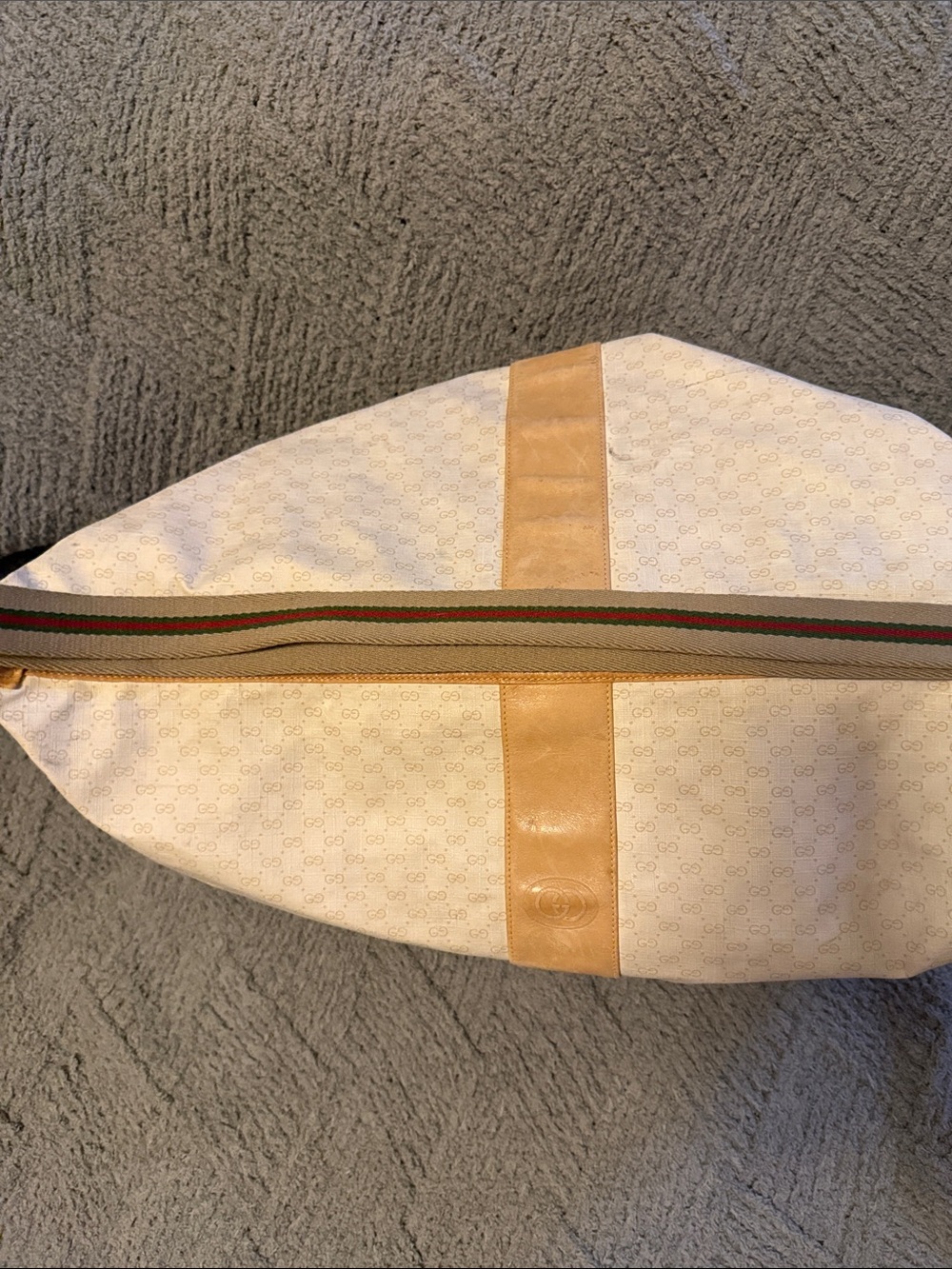 Gucci AUTHENTIC Vintage Micro GG Cream Monogram Duffle Bag. Please see all pics - Picture 11 of 15